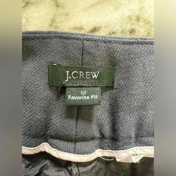 J. Crew Women’s Dark Gray Favorite Fit 100% Wool Dress Pants - Size 12 - Picture 7 of 8